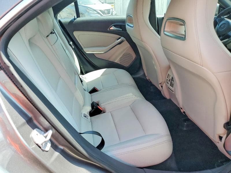2018 MERCEDES-BENZ CLA 250 10