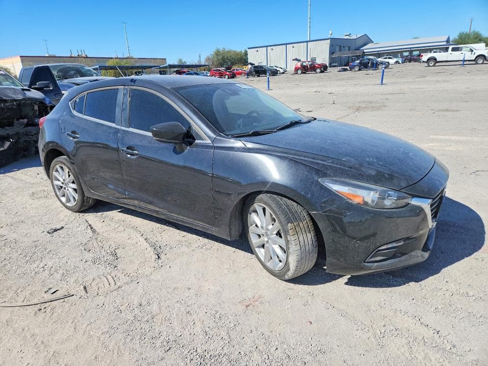 2017 MAZDA 3 TOURING 4