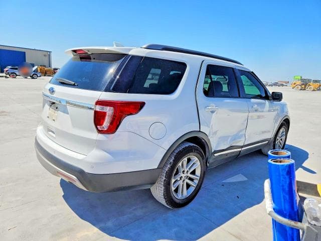2017 FORD EXPLORER XLT 3