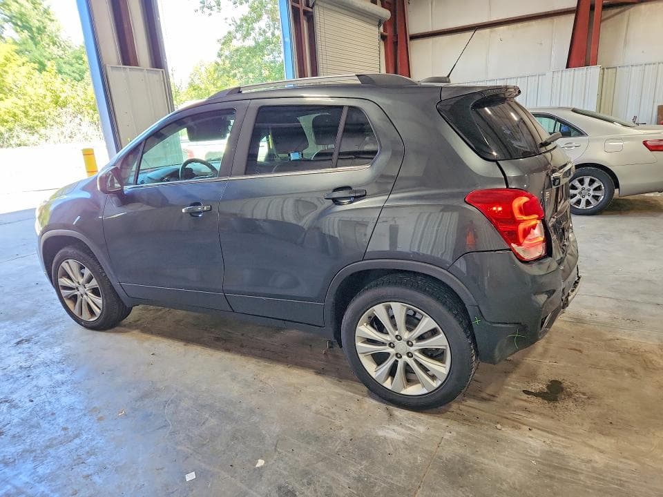 2020 CHEVROLET TRAX PREMIER 2