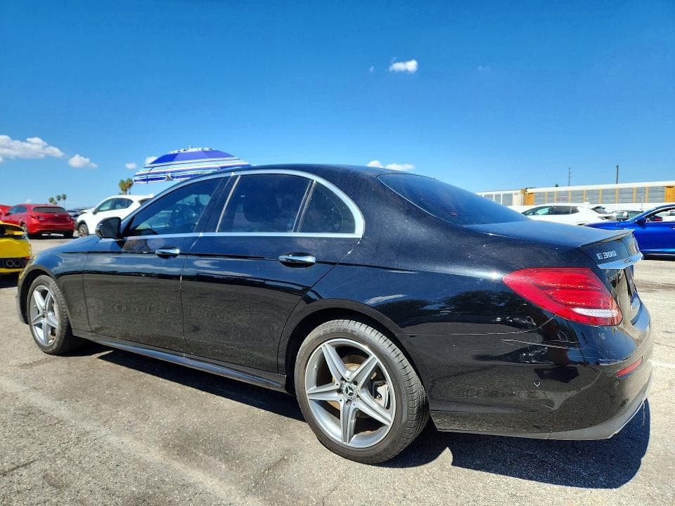 2019 MERCEDES-BENZ E 300 2