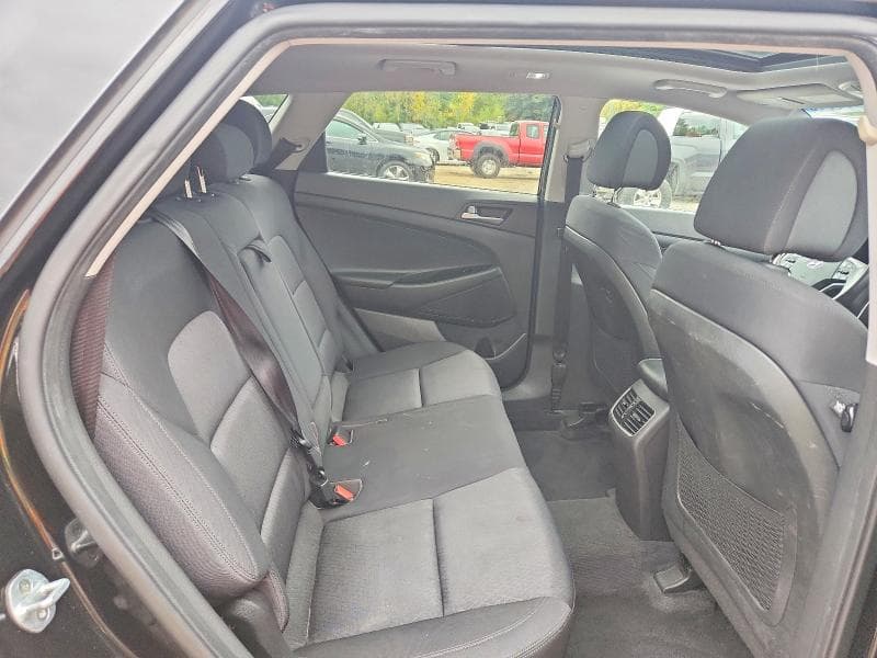 2017 HYUNDAI TUCSON VALUE 10