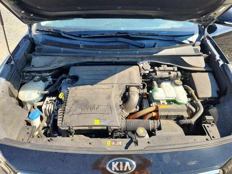 2017 KIA NIRO EX 11