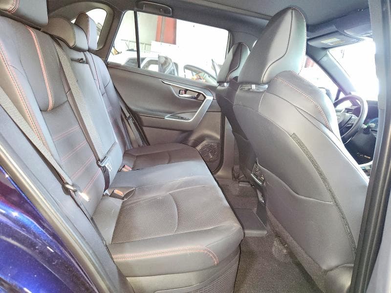 2025 TOYOTA RAV4 XSE 11