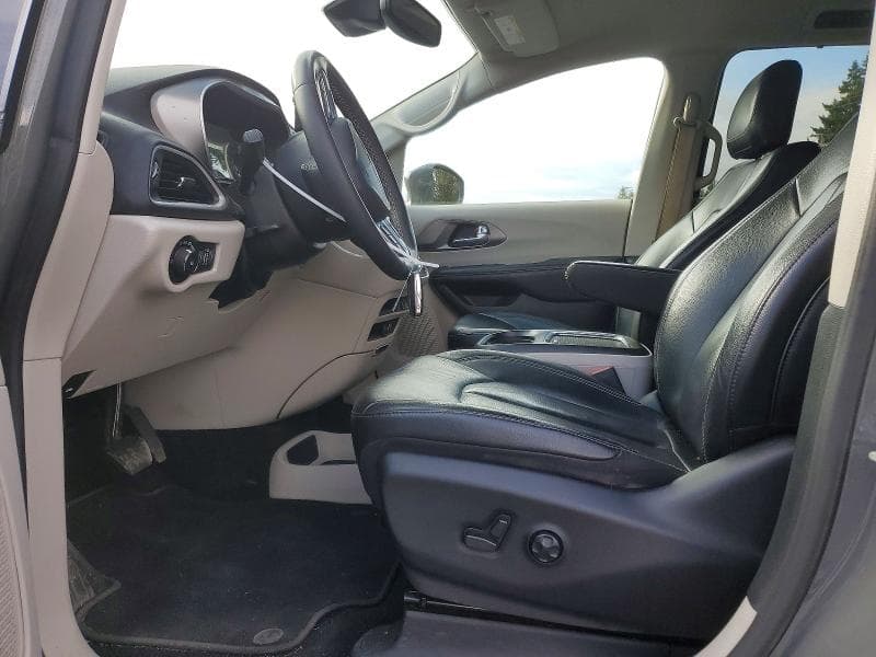 2022 CHRYSLER PACIFICA TOURING L 7