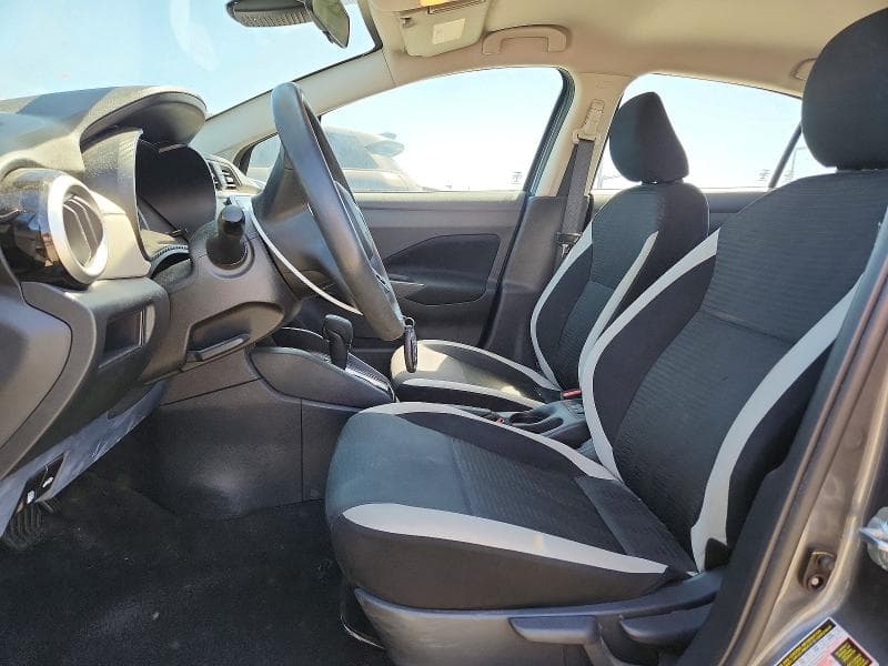 2022 NISSAN VERSA SV 7