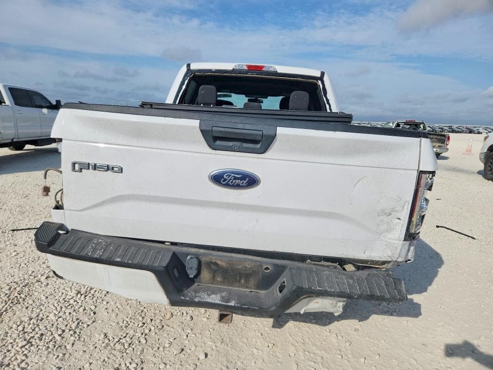 2017 FORD F150 SUPERCREW 6