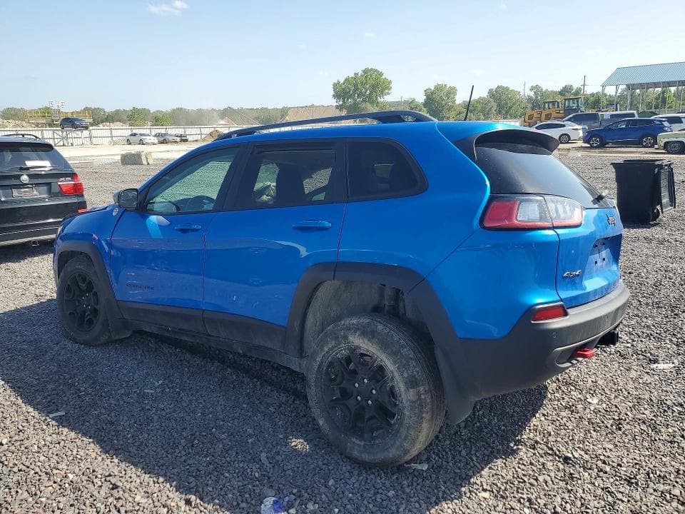 2019 JEEP CHEROKEE TRAILHAWK 2