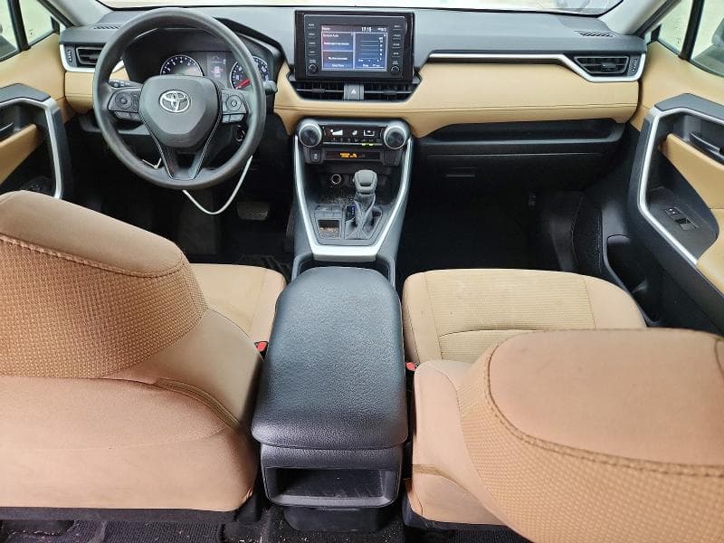 2019 TOYOTA RAV4 LE 8