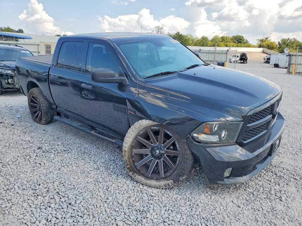 2017 RAM 1500 ST 4