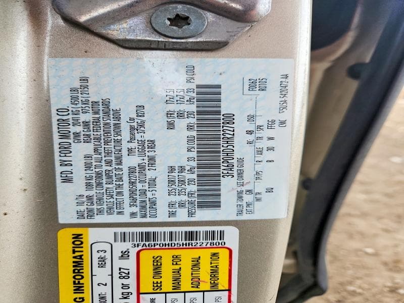2017 FORD FUSION SE 12