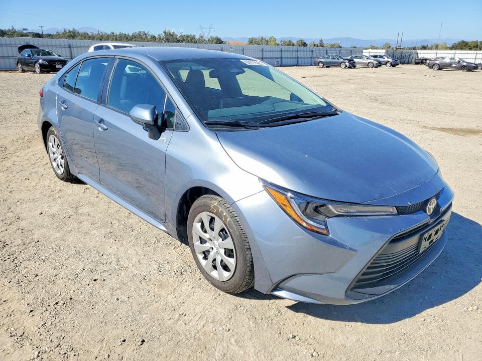 2026 TOYOTA COROLLA LE 4