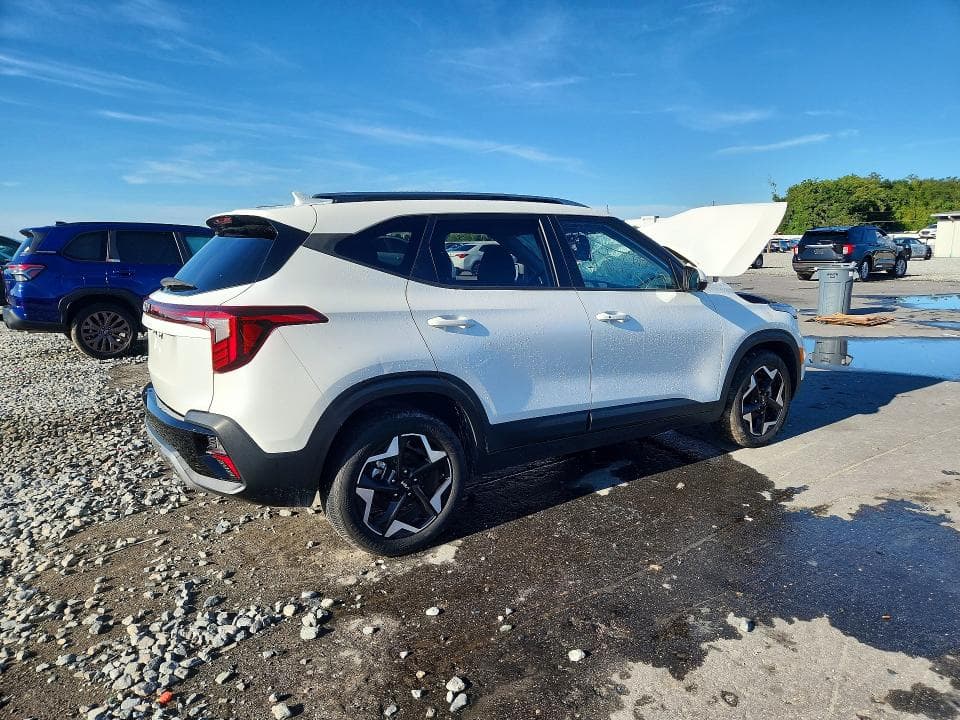 2025 KIA SELTOS S 3