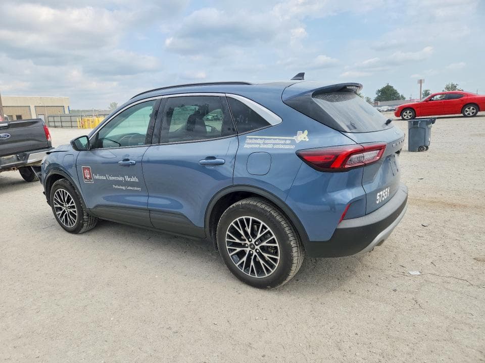 2024 FORD ESCAPE 2