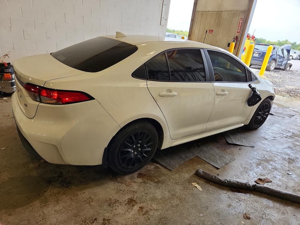 2025 TOYOTA COROLLA LE 3