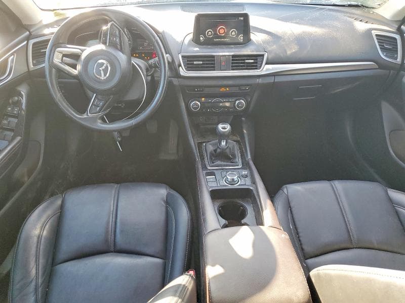 2017 MAZDA 3 TOURING 8