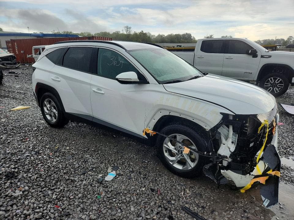 2022 HYUNDAI TUCSON SEL 4