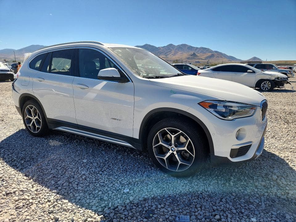 2017 BMW X1 XDRIVE28I 4