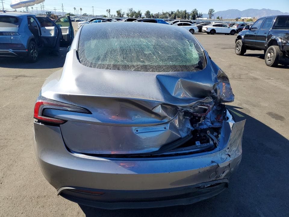 2025 TESLA MODEL 3 6
