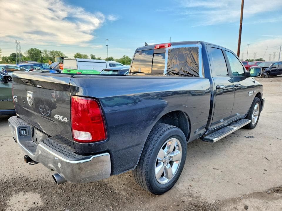 2018 RAM 1500 SLT 3
