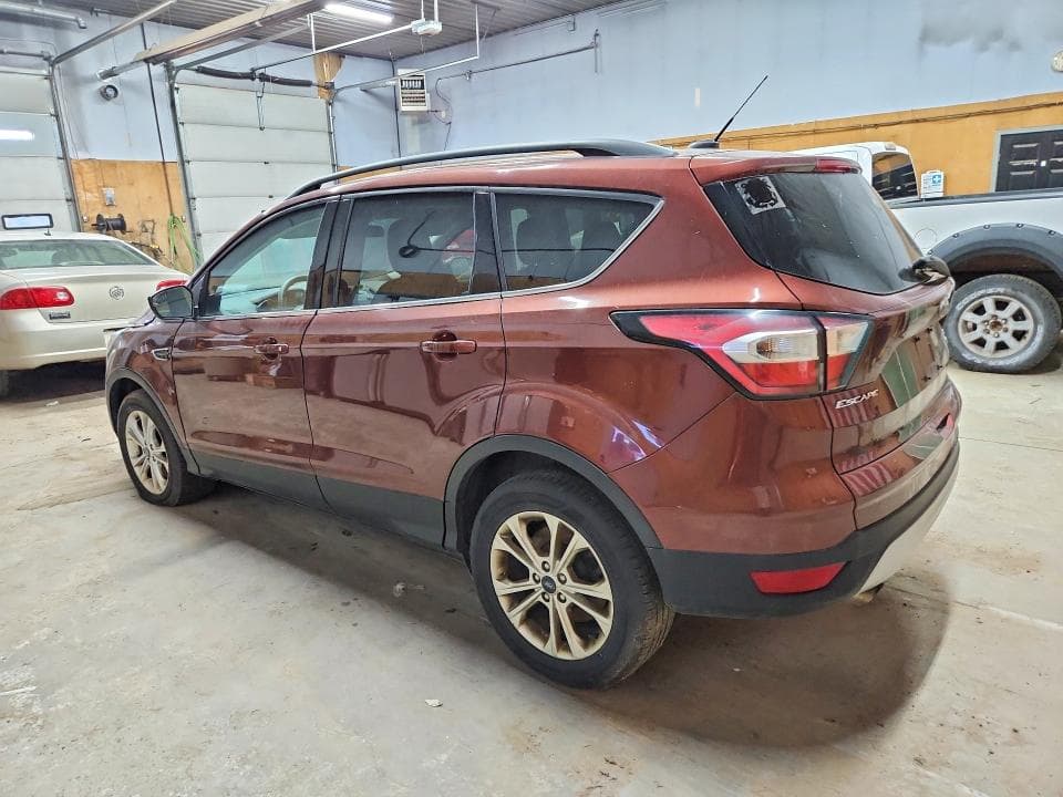 2018 FORD ESCAPE SE 2