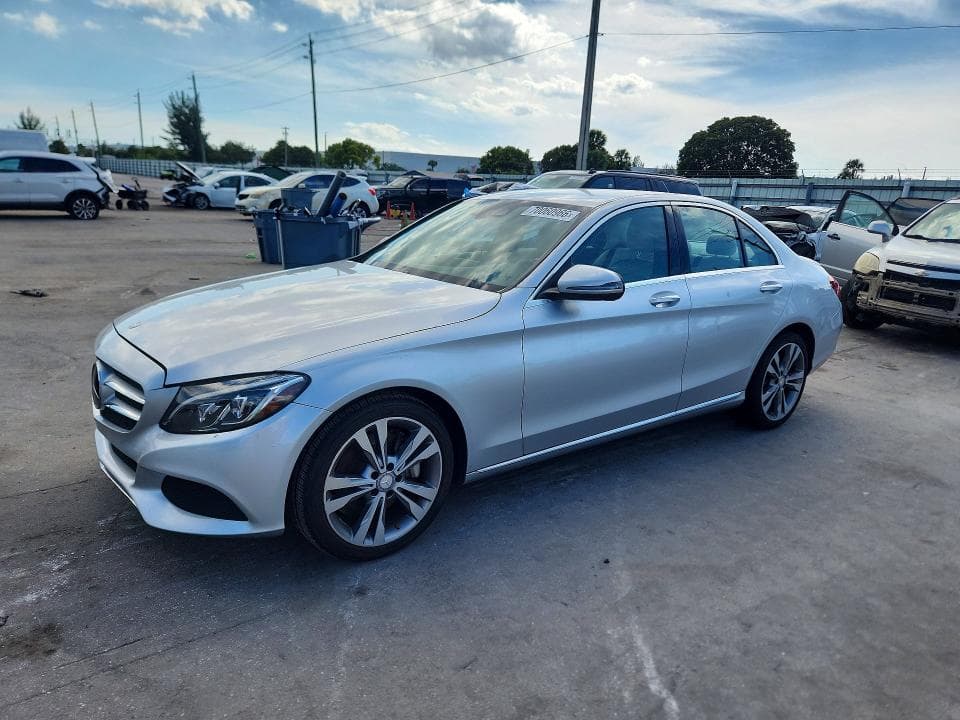 2017 MERCEDES-BENZ C 300