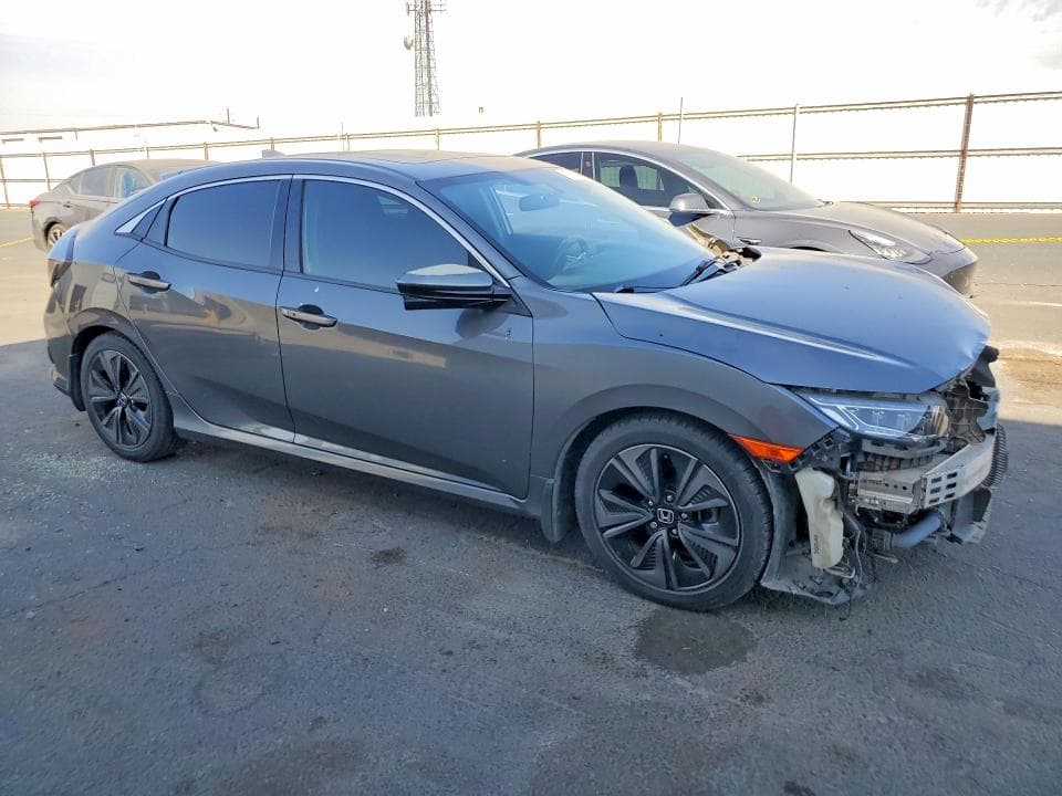 2017 HONDA CIVIC EX 4