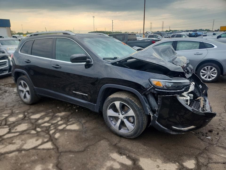 2019 JEEP CHEROKEE LIMITED 4