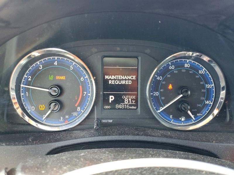 2017 TOYOTA COROLLA LE 9