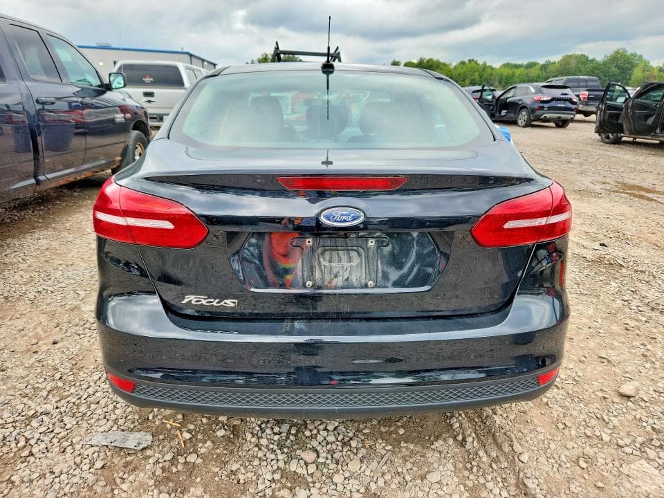 2018 FORD FOCUS S 6