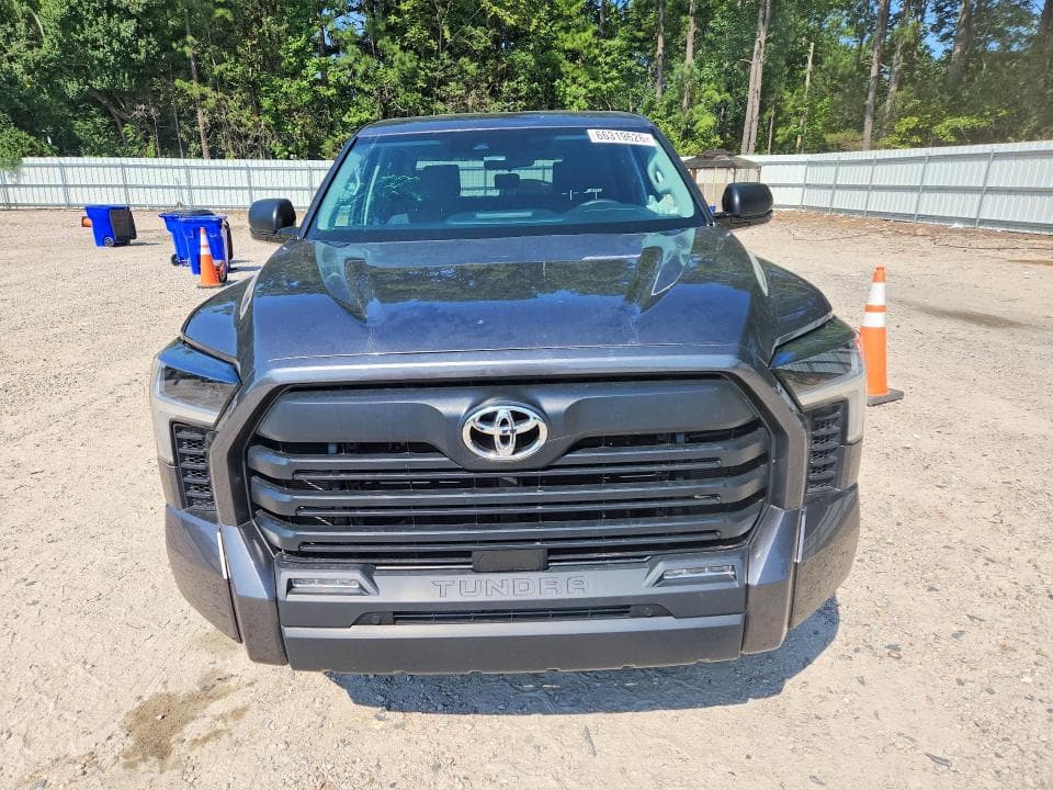 2022 TOYOTA TUNDRA SR5 5