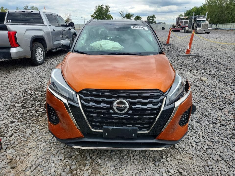 2021 NISSAN KICKS SR 5