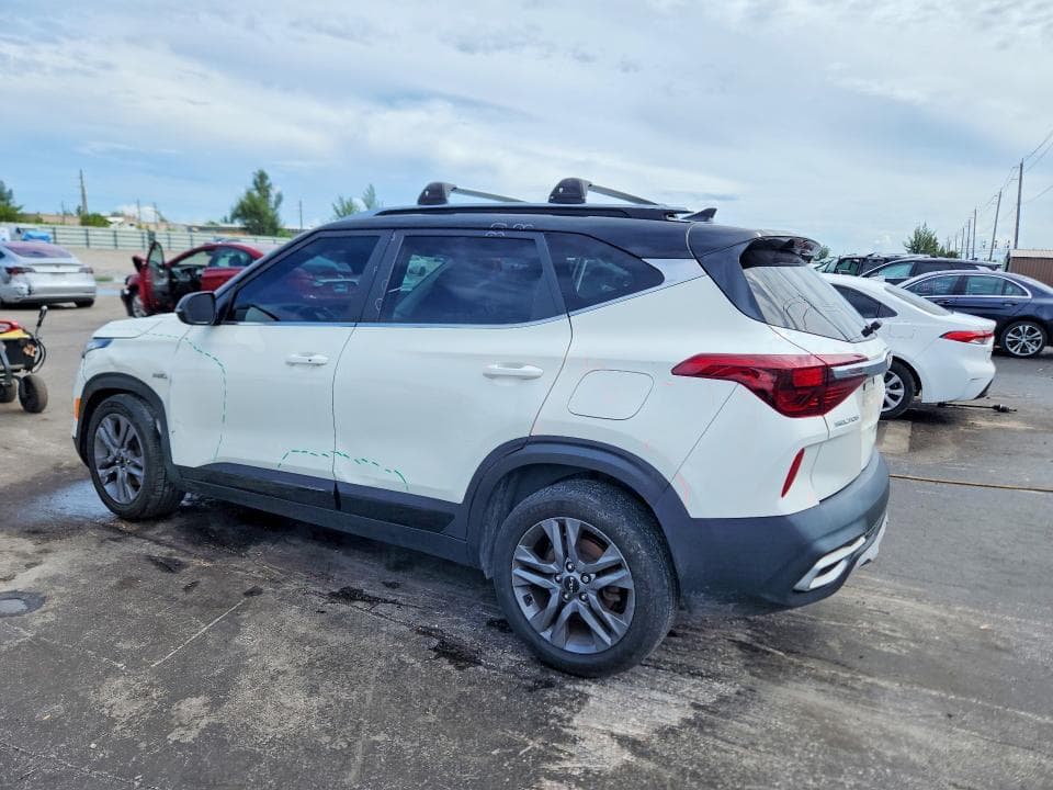 2022 KIA SELTOS S 2