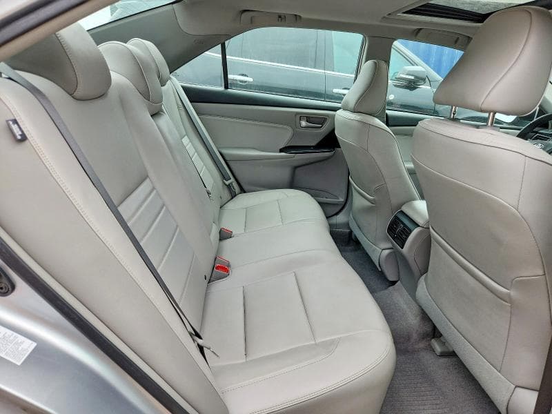 2017 TOYOTA CAMRY XLE 10