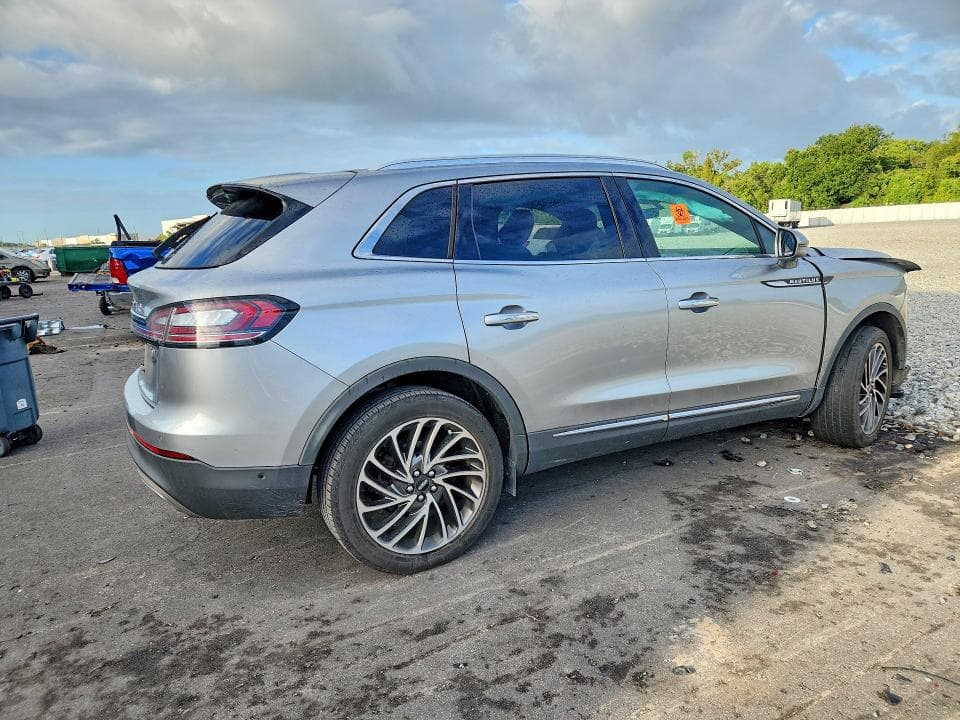 2020 LINCOLN NAUTILUS RESERVE 3