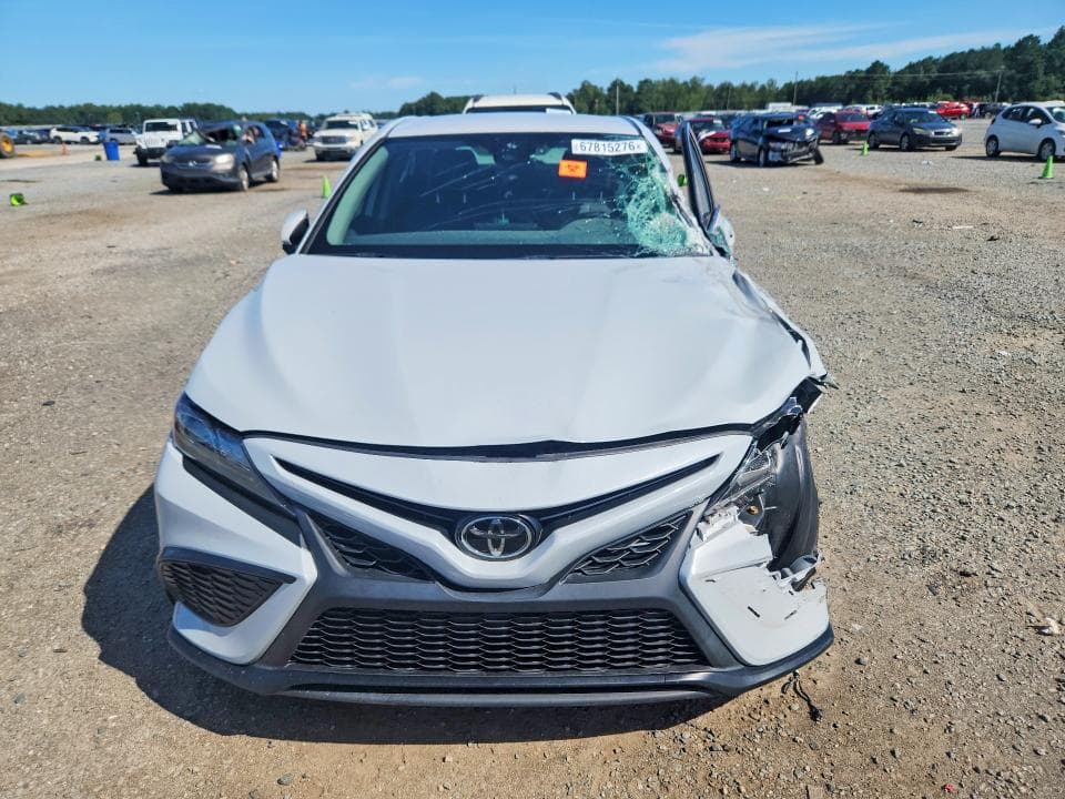 2024 TOYOTA CAMRY SE 5