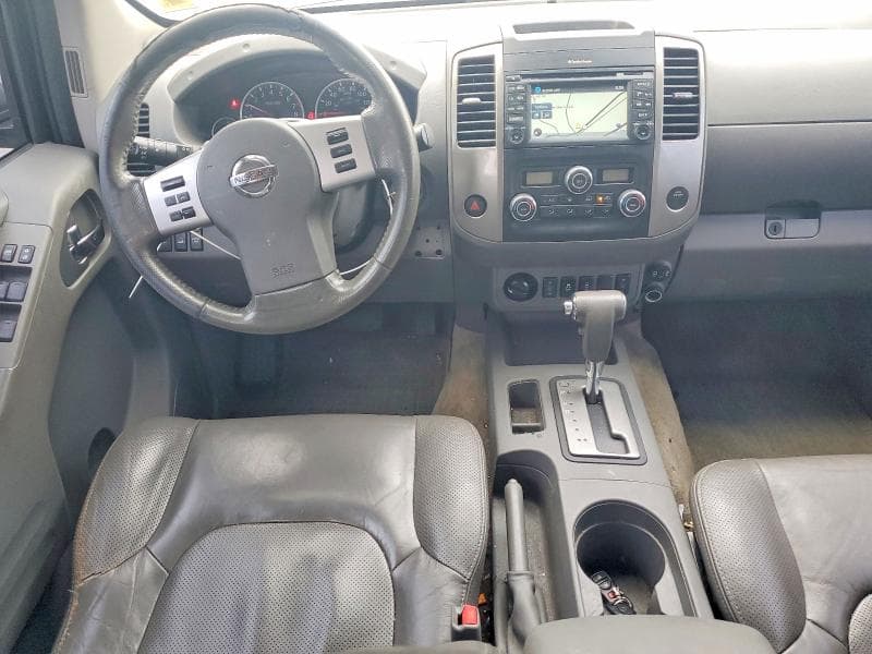 2017 NISSAN FRONTIER SL 8