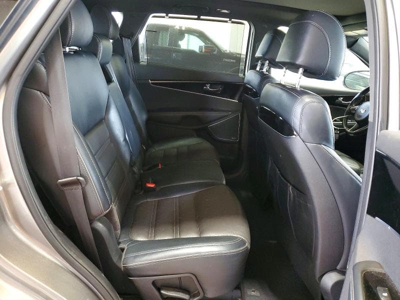 2017 KIA SORENTO SX LIMITED V6 11