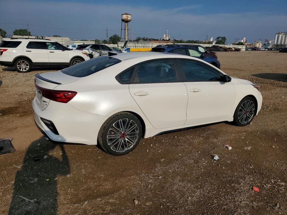 2021 KIA FORTE GT 3