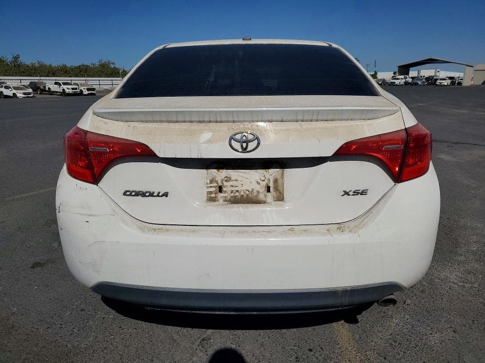 2018 TOYOTA COROLLA XSE 6