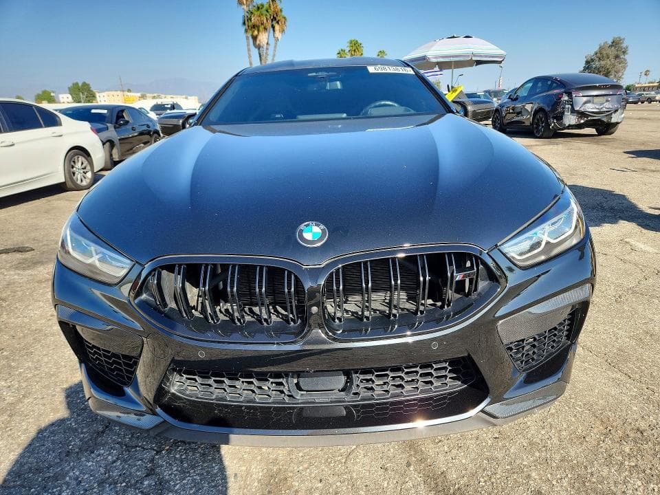 2025 BMW M8 5