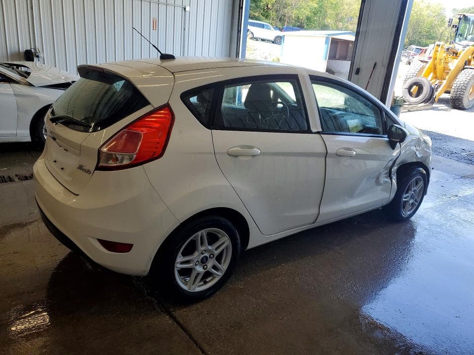 2018 FORD FIESTA SE 3