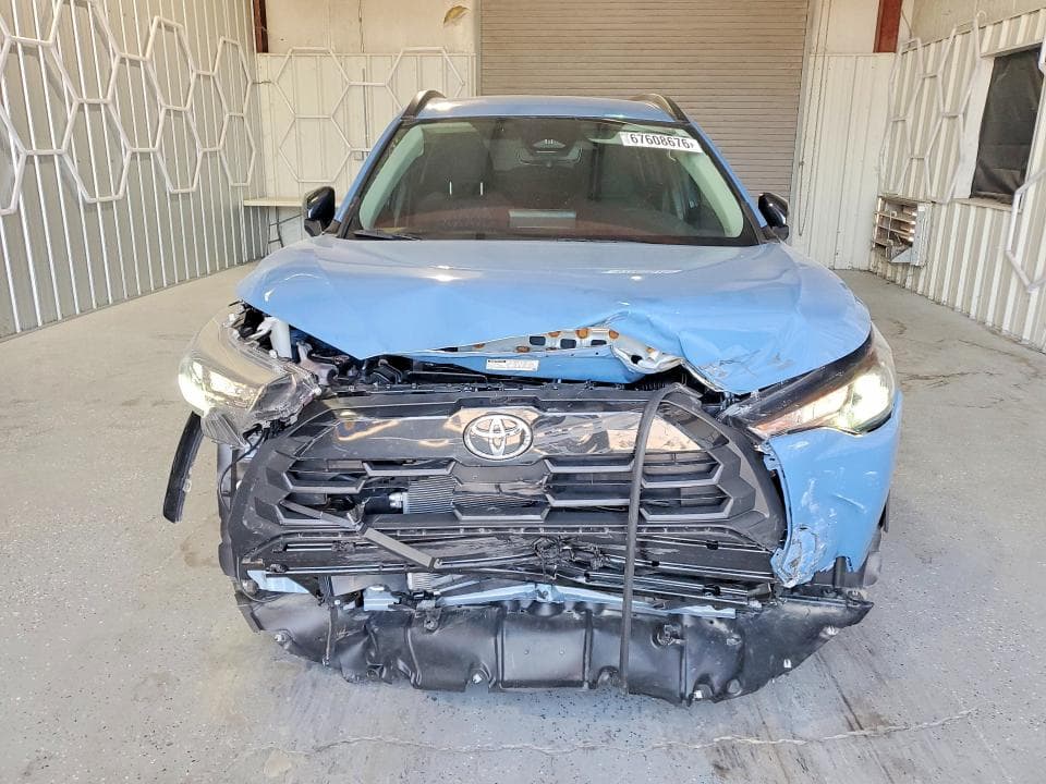 2026 TOYOTA COROLLA CROSS LE 5