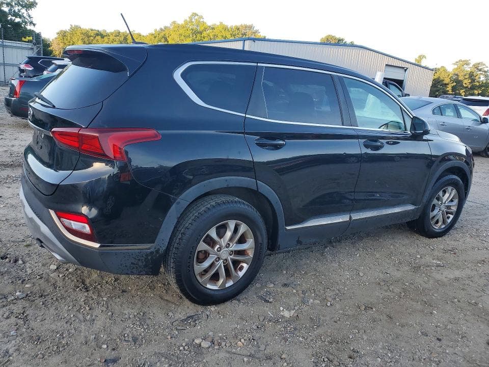 2019 HYUNDAI SANTA FE SE 3