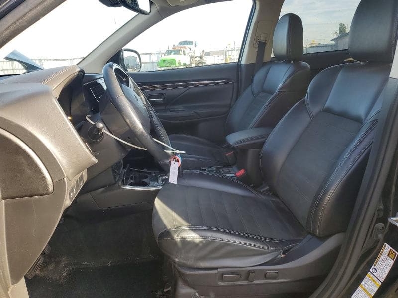 2020 MITSUBISHI OUTLANDER SE 7