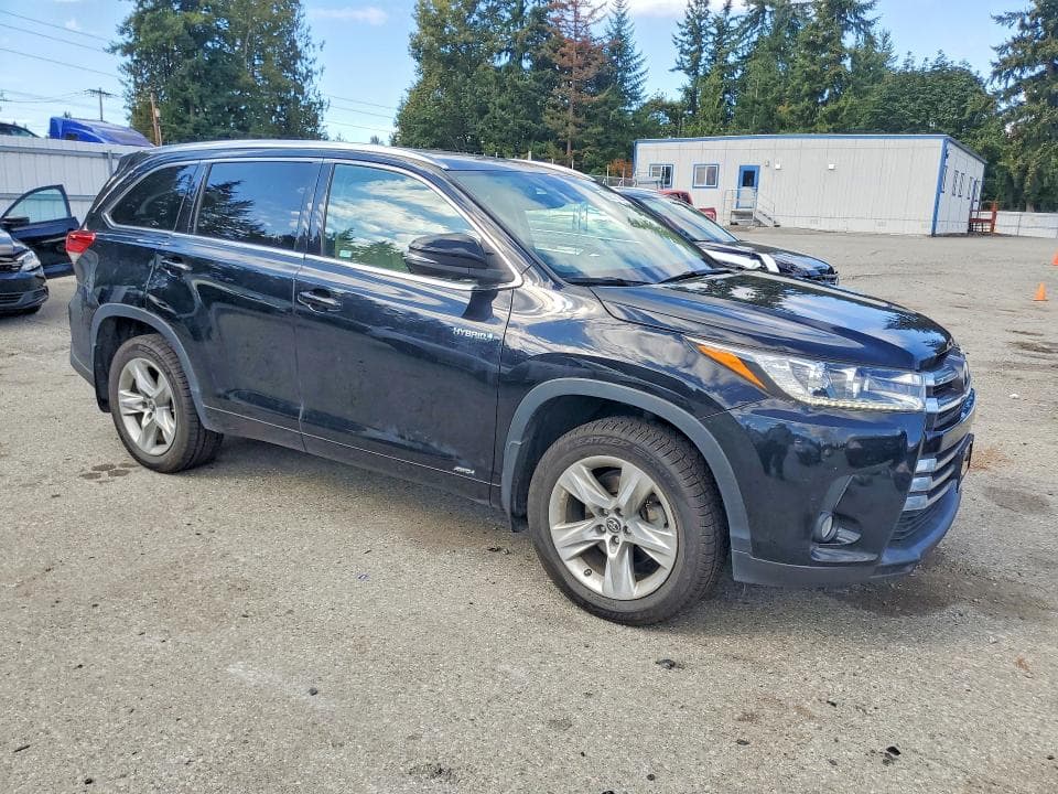 2017 TOYOTA HIGHLANDER HYBRID LIMITED 4