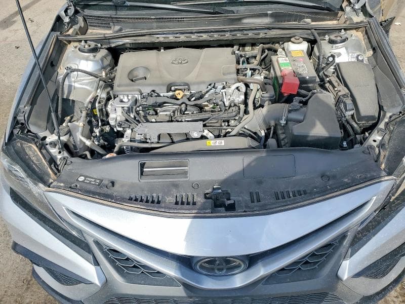 2022 TOYOTA CAMRY SE 11