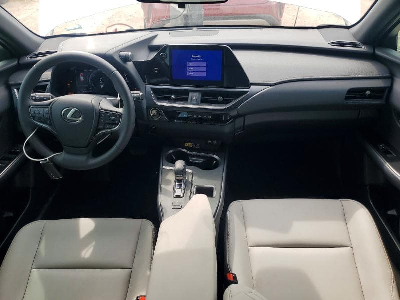 2025 LEXUS UX 300H BASE 8