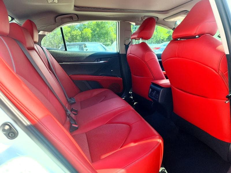 2019 TOYOTA CAMRY XSE 10