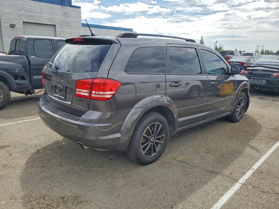 2018 DODGE JOURNEY SE 3